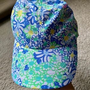 NWT Lilly Pulitzer Hat matching outfit with shorts selling on another post
